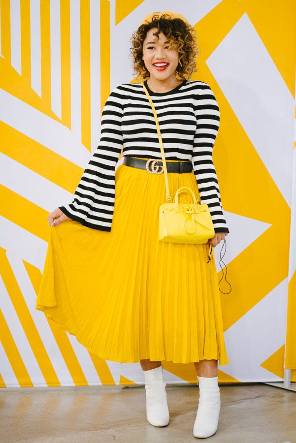 Pinfluencer with yellow skirt
