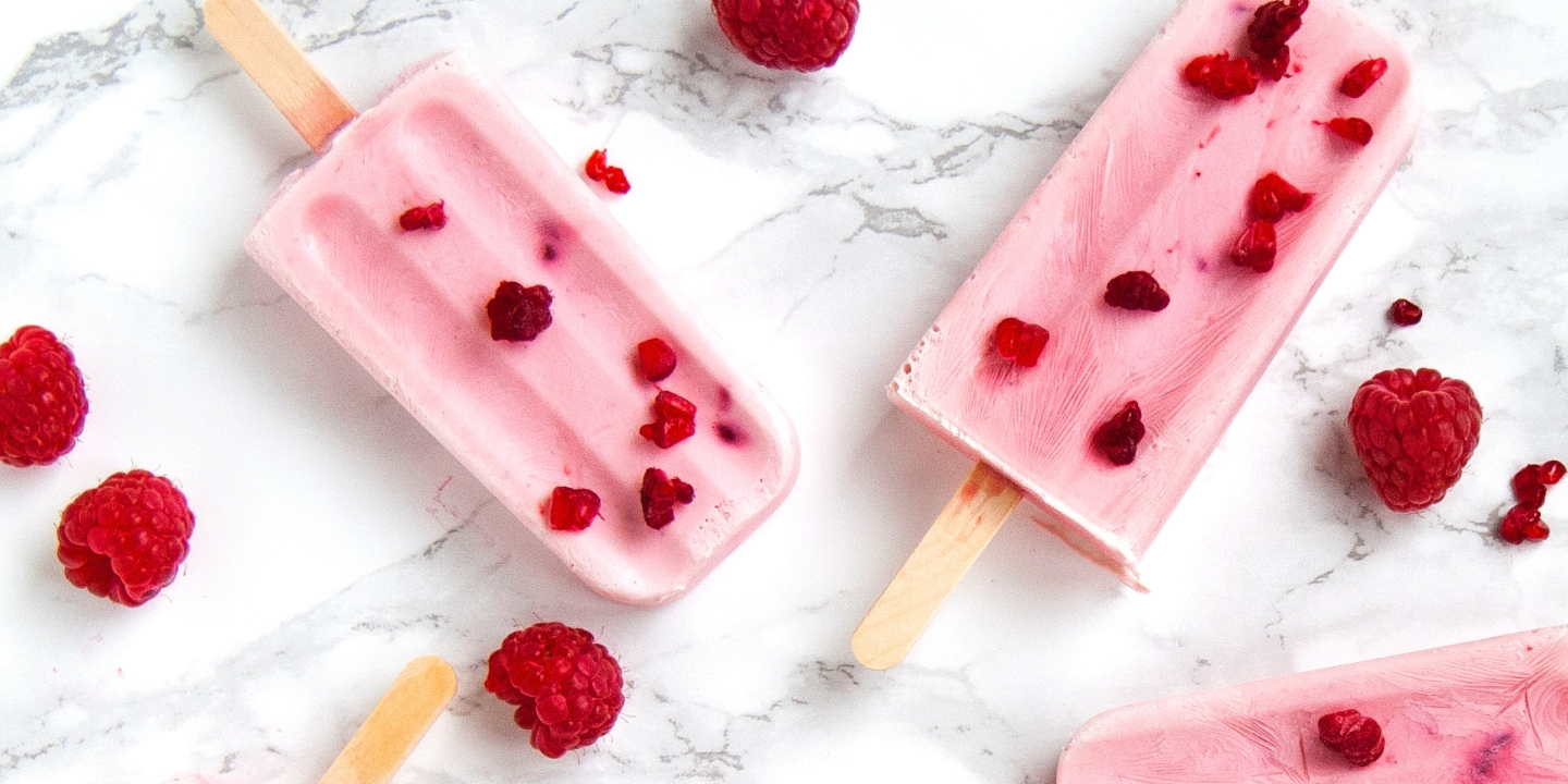 raspberry popsicles 